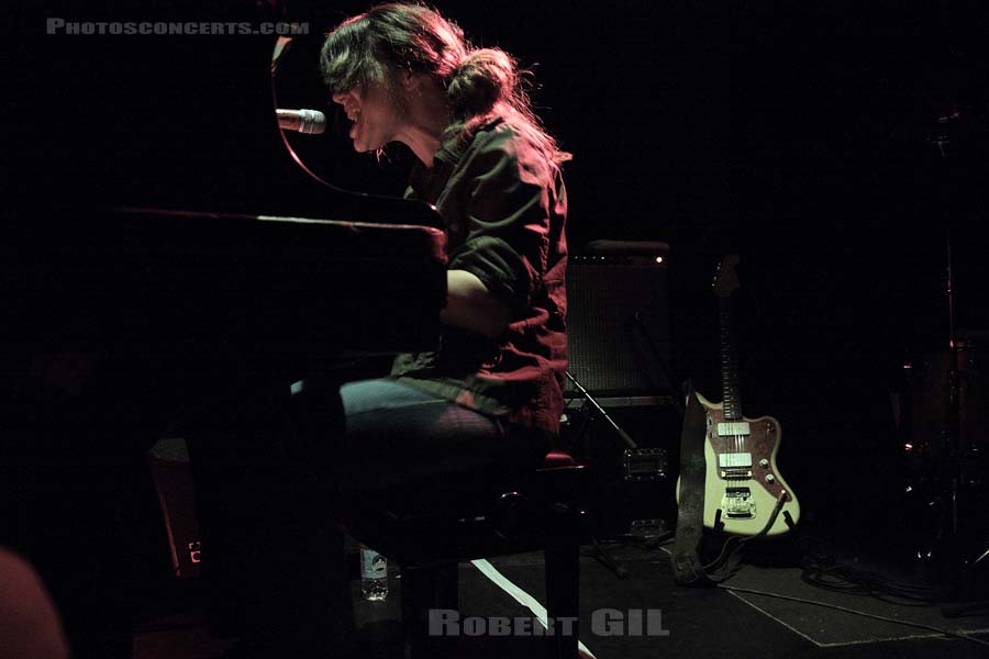 SHANNON WRIGHT - 2007-04-16 - PARIS - La Maroquinerie - Shannon Wright